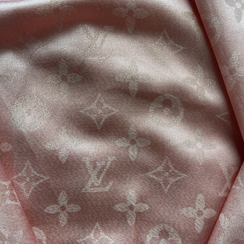 Louis Vuitton scarf